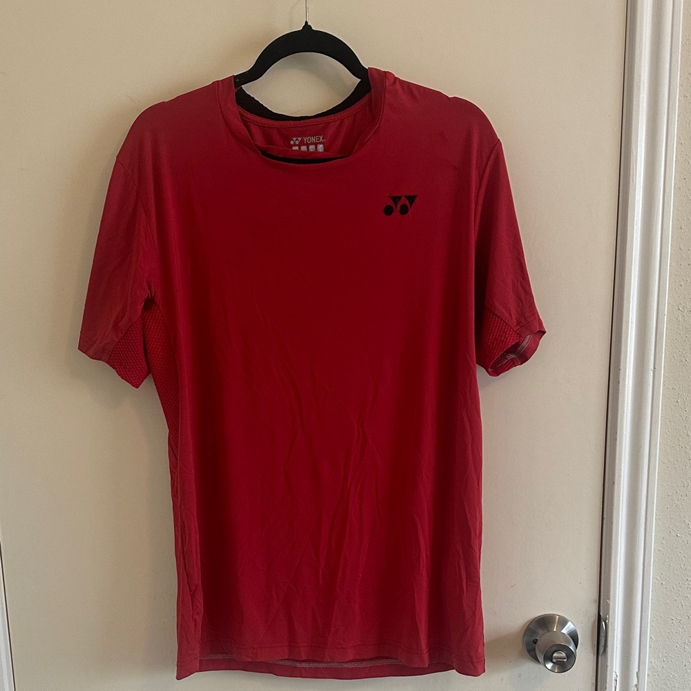 Yonex Red Classic Comfort Fit Men’s M Shirt